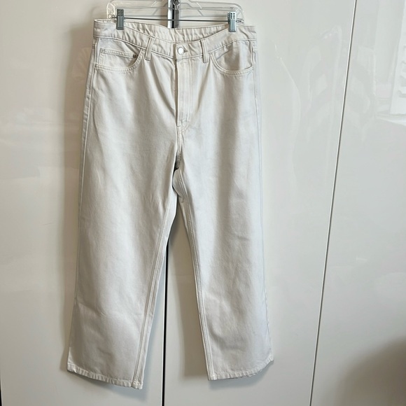 H&M Relaxed Wide Leg High Waist White Denim Jeans, Size 14 - Picture 4 of 11